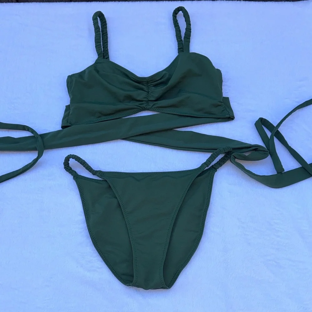 PARI DESAI SARITA SWIMSUIT PALM TOP & BOTTOM SIZE SMALL